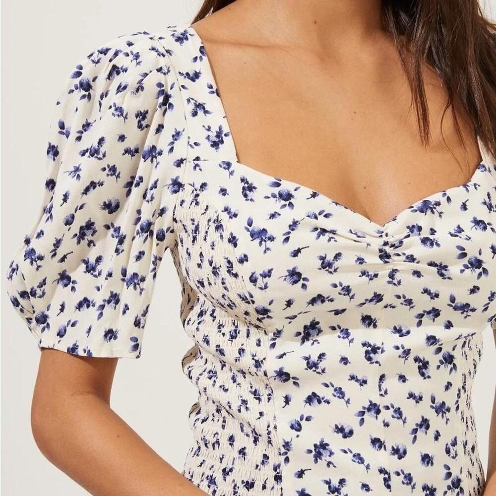 ASTR the Label Puff Sleeve Top size S